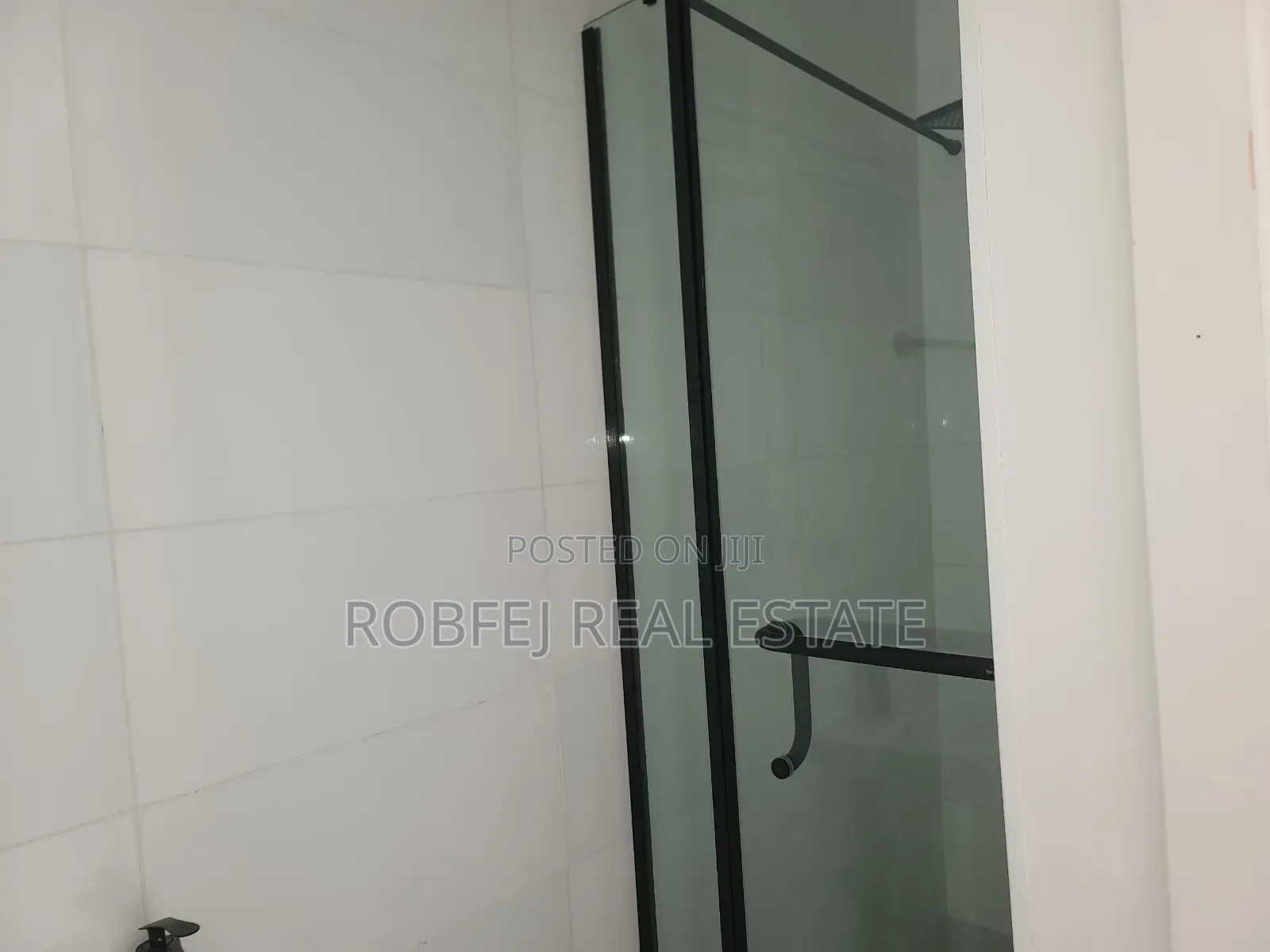 4bdrm Duplex in Greenland Estate for sale