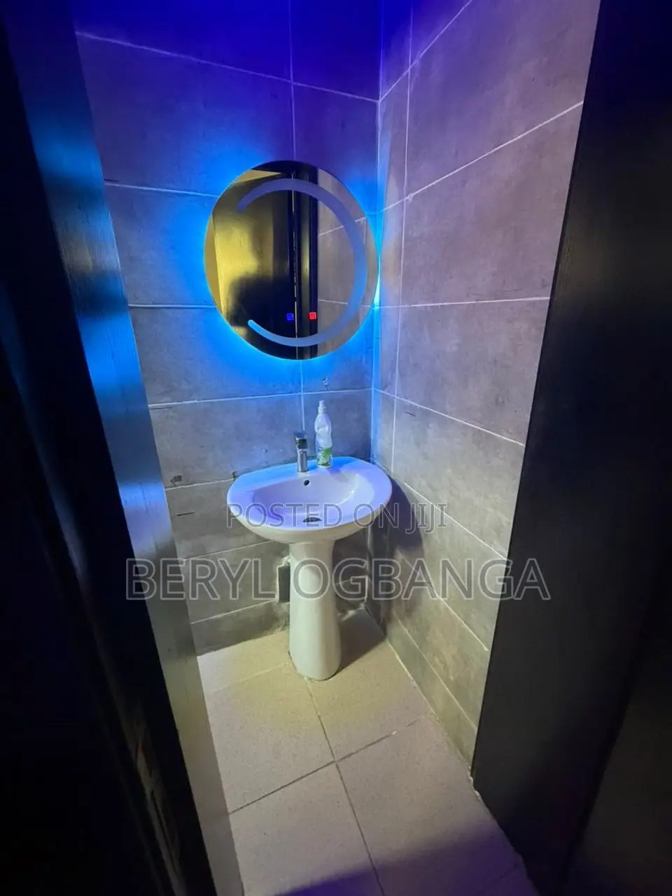 One Bedroom Self Serviced Apartment