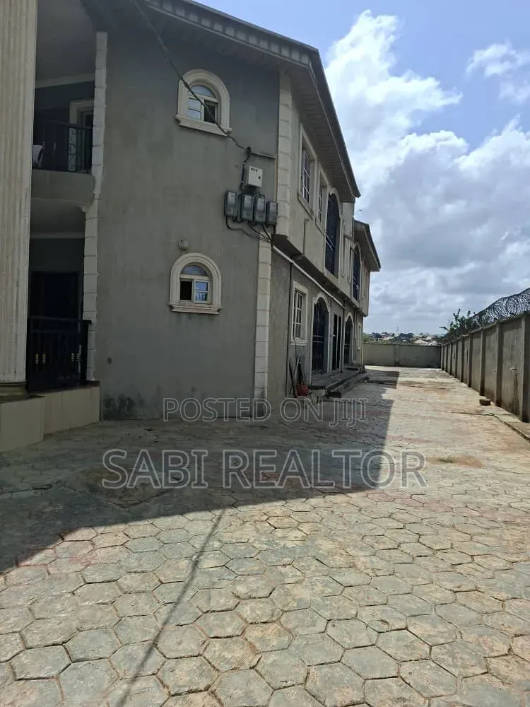 Furnished 2bdrm Block of Flats in Peace Estate, Baruwa for sale