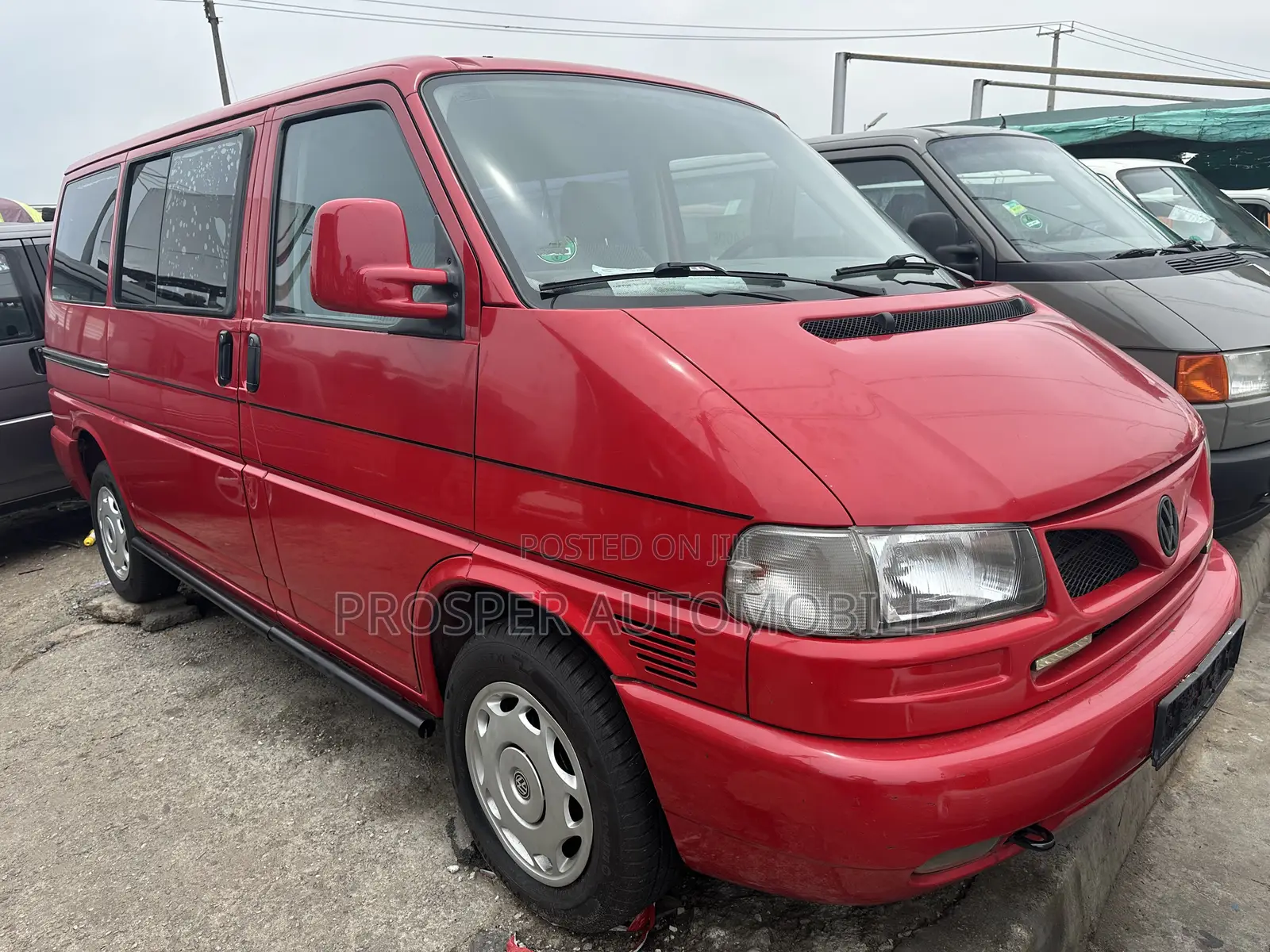 Volkswagen Transporter 2005 Red