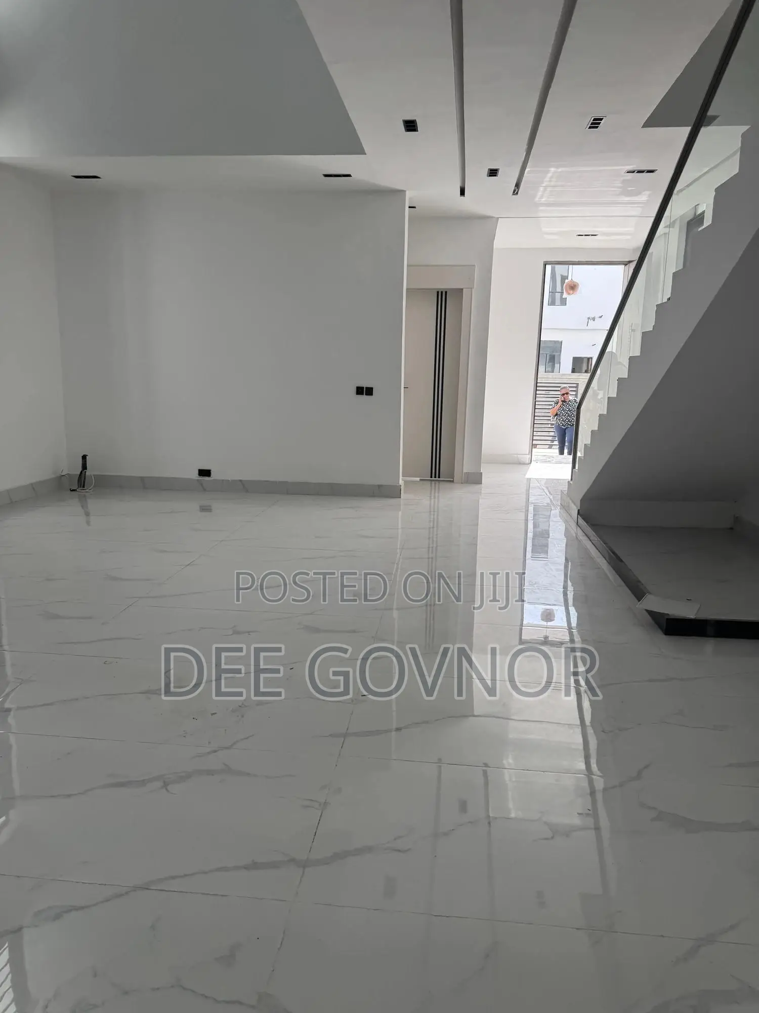 5bdrm Duplex in Chevron, Lekki Phase 2 for sale