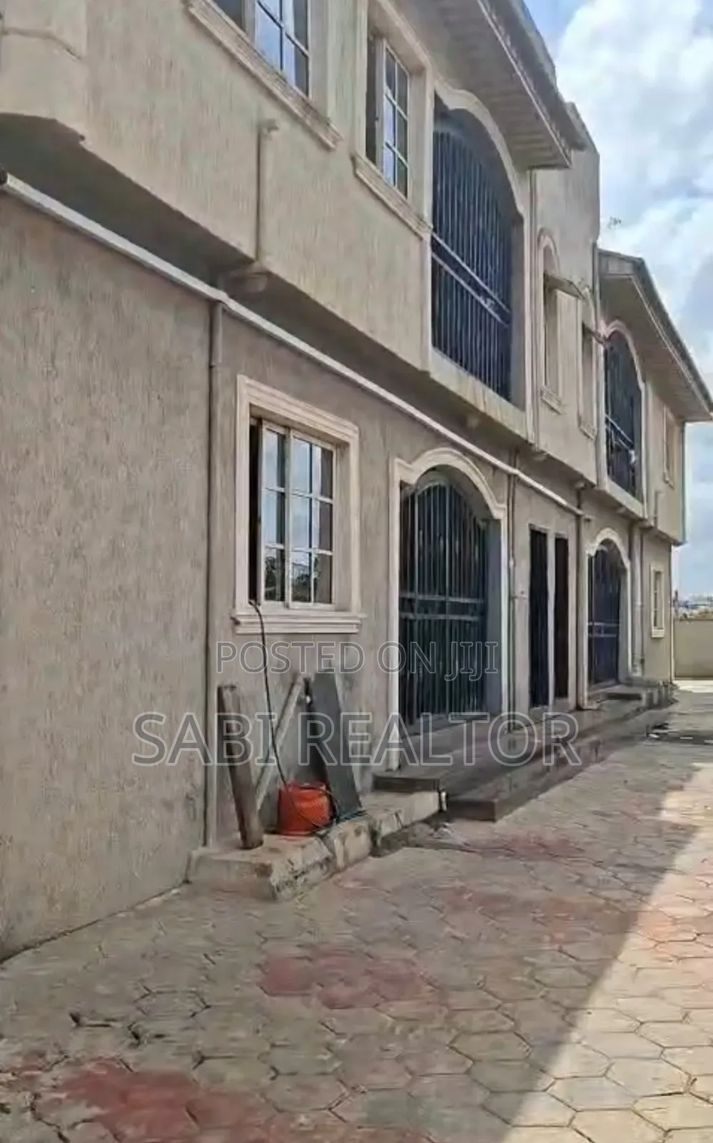 Furnished 2bdrm Block of Flats in Peace Estate, Baruwa for sale
