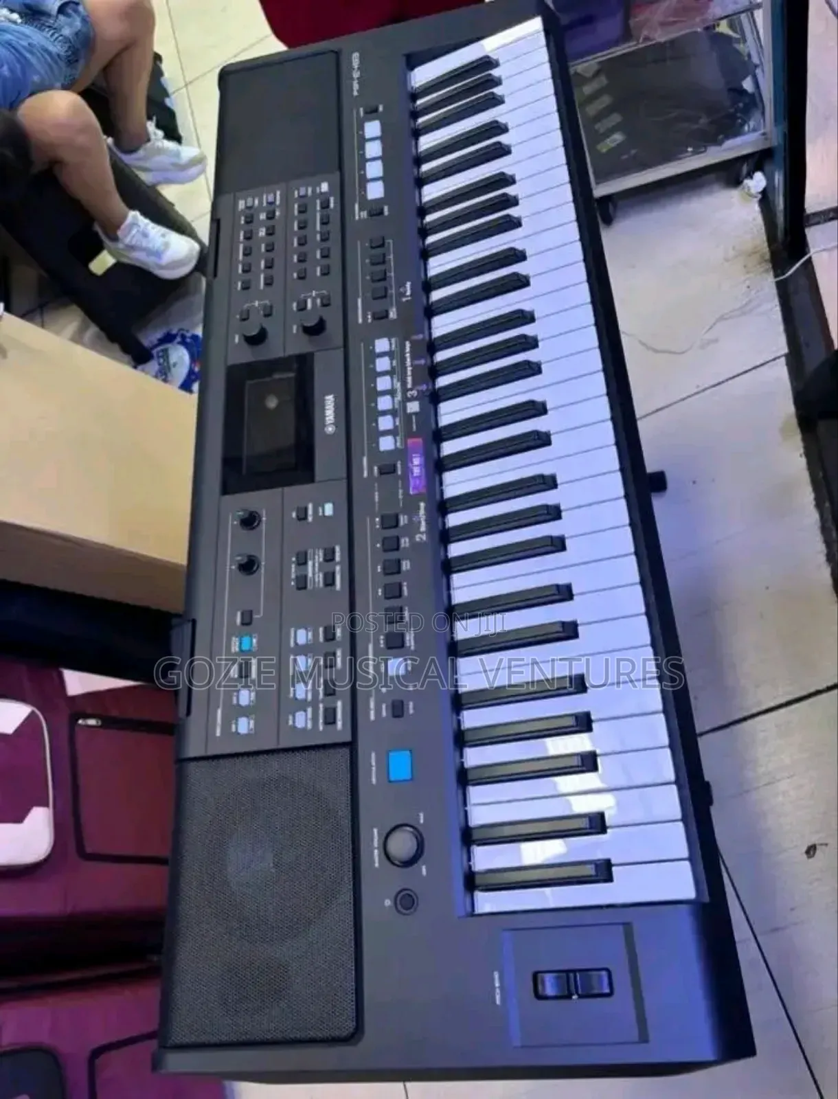 A Very High Quality Yamaha Keyboard PSR-E483 With Original Adaptor