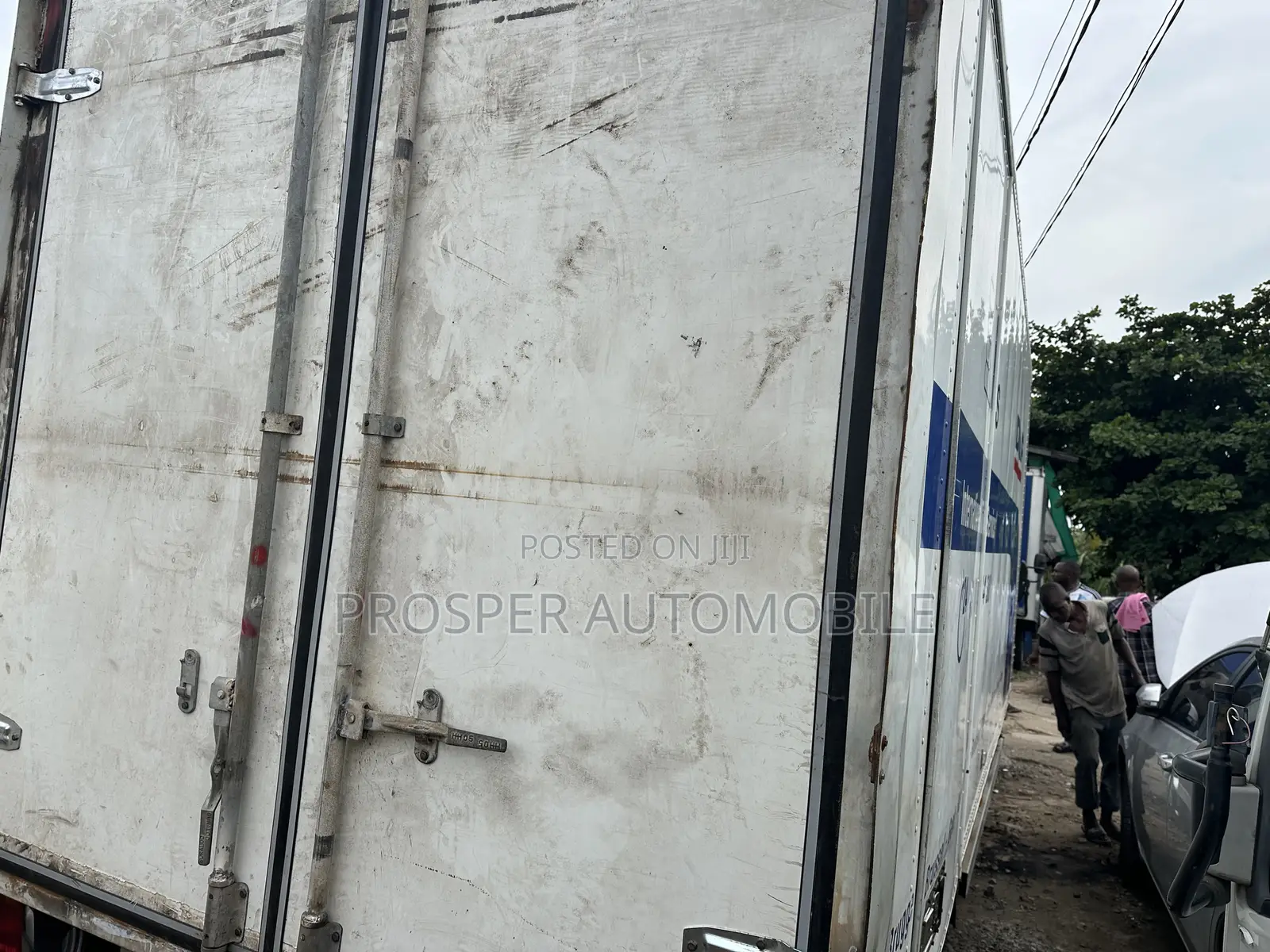 Mitsubishi Fusion Truck