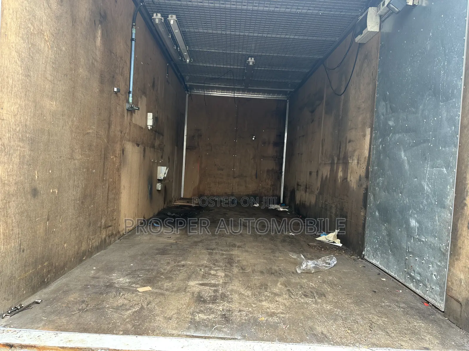 Mitsubishi Fusion Truck