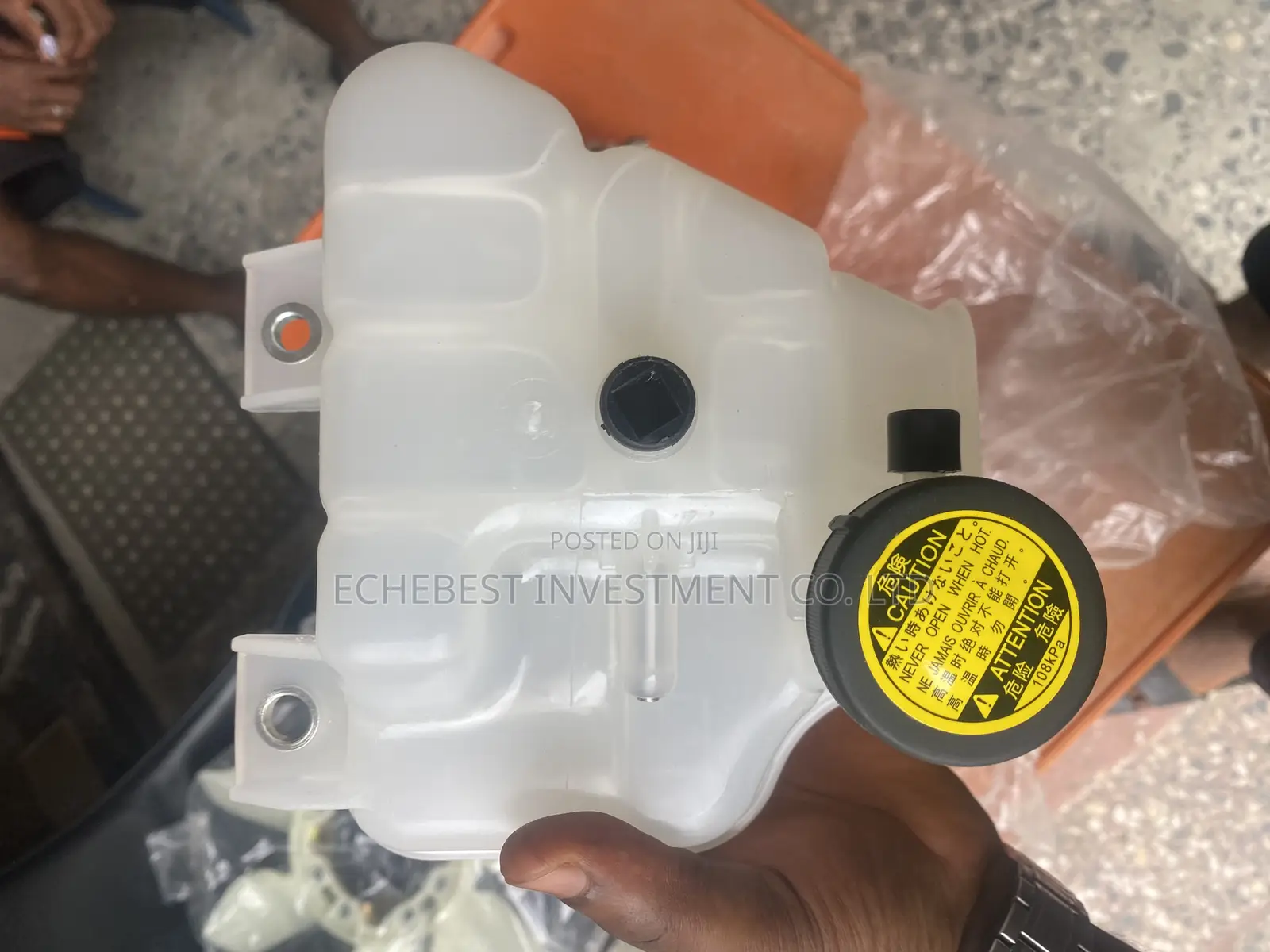 Water Can for Hilux
