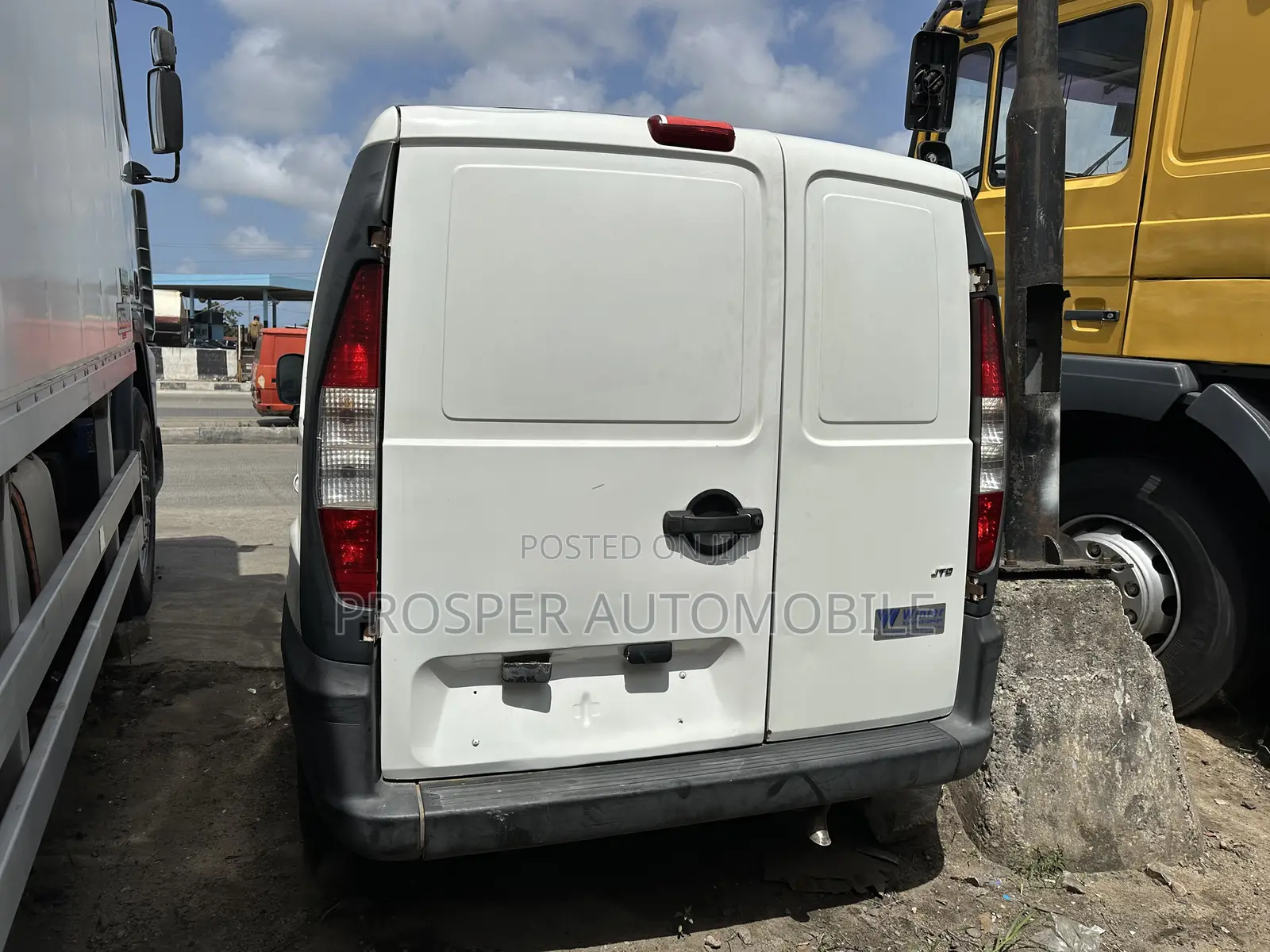Fiat Cooling Van Truck