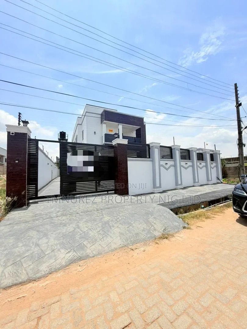 5bdrm Duplex in Opic, Iseri Olofin for sale