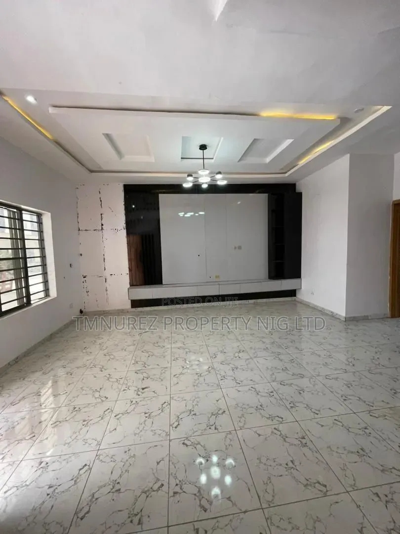 4bdrm Duplex in Haris Drive, VGC / Ajah for rent