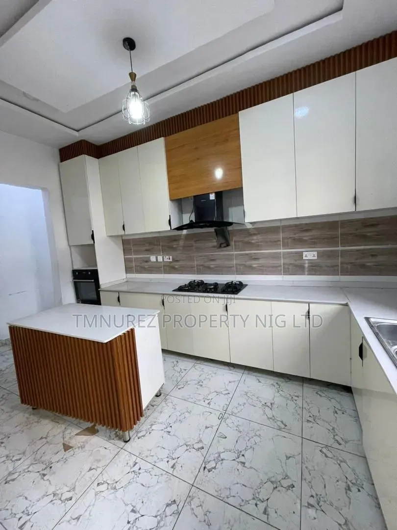 4bdrm Duplex in Haris Drive, VGC / Ajah for rent