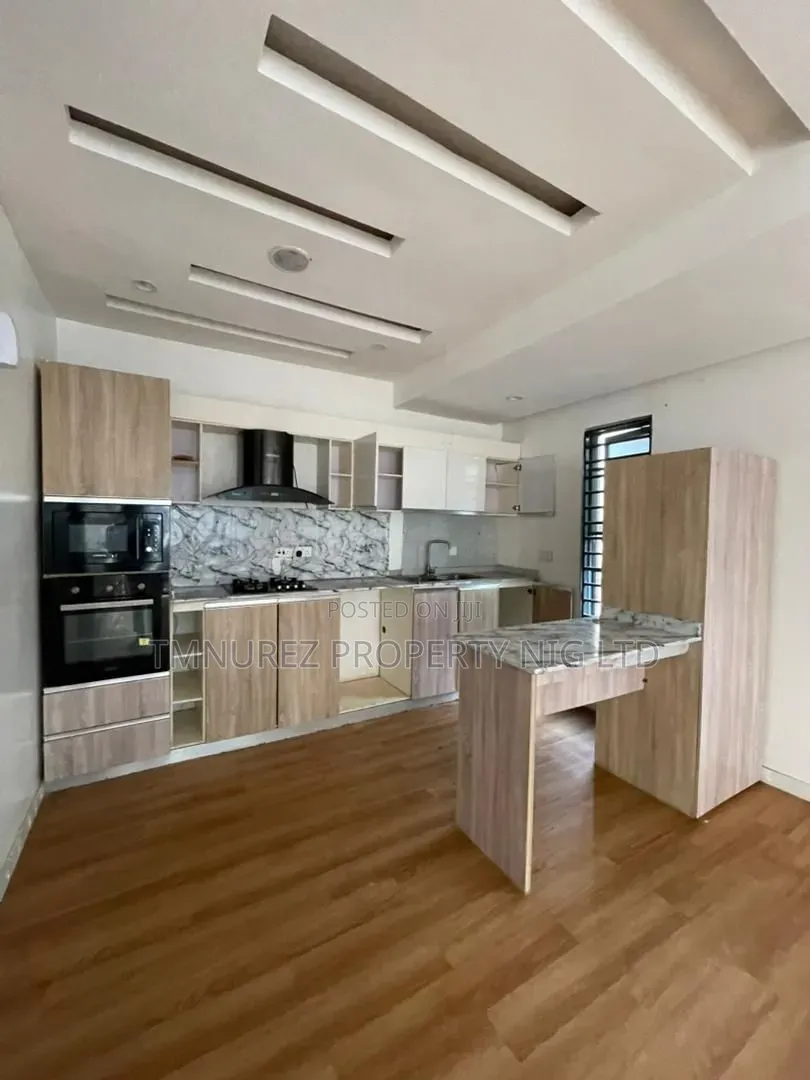 2bdrm Apartment in Agungi Estate Lekki for rent