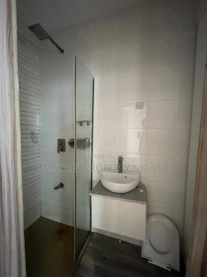 2bdrm Apartment in Agungi Estate Lekki for rent