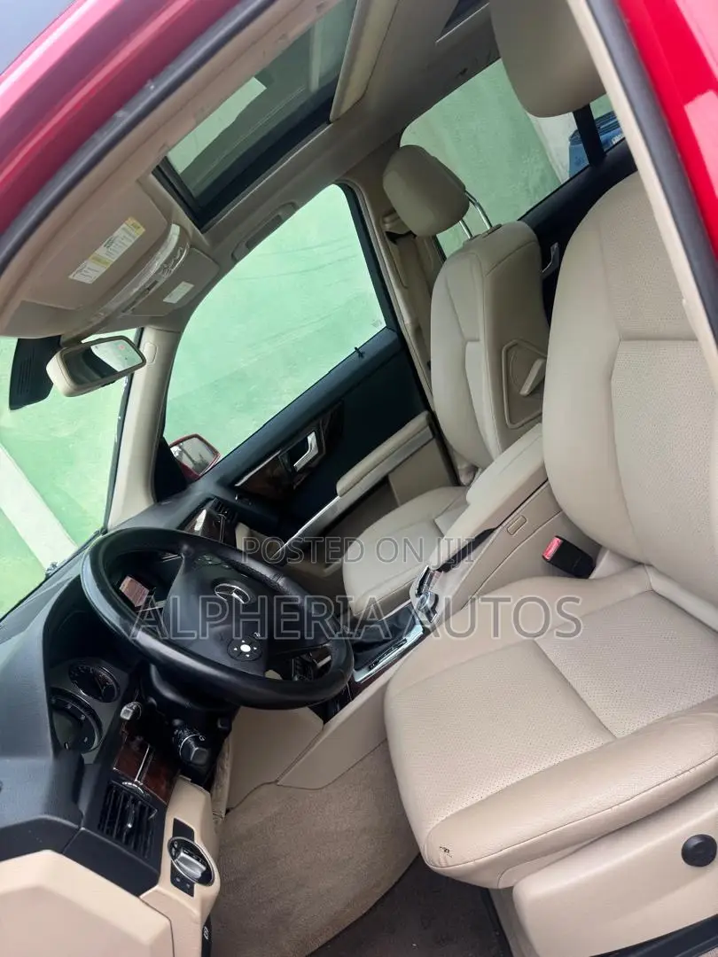 Mercedes-Benz GLK-Class 350 4MATIC 2012 Red