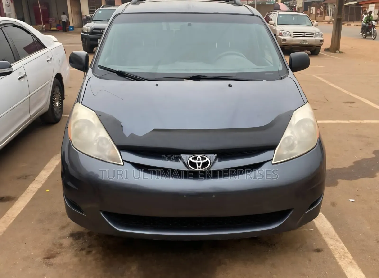 Toyota Sienna LE 2008 Gray