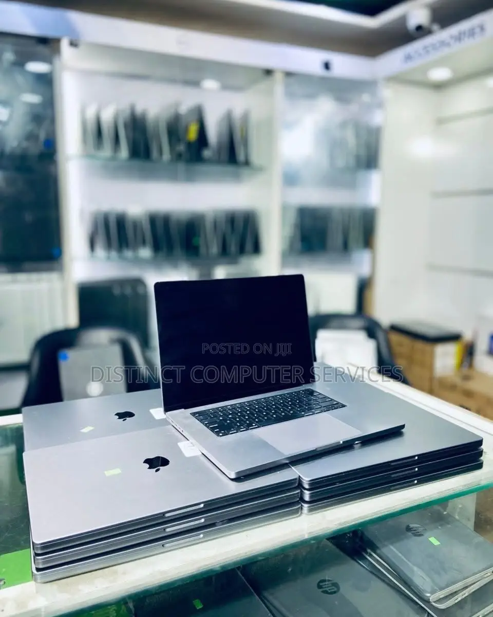 Laptop Apple MacBook Pro 2021 M1 16GB Apple M1 Max SSD 500GB