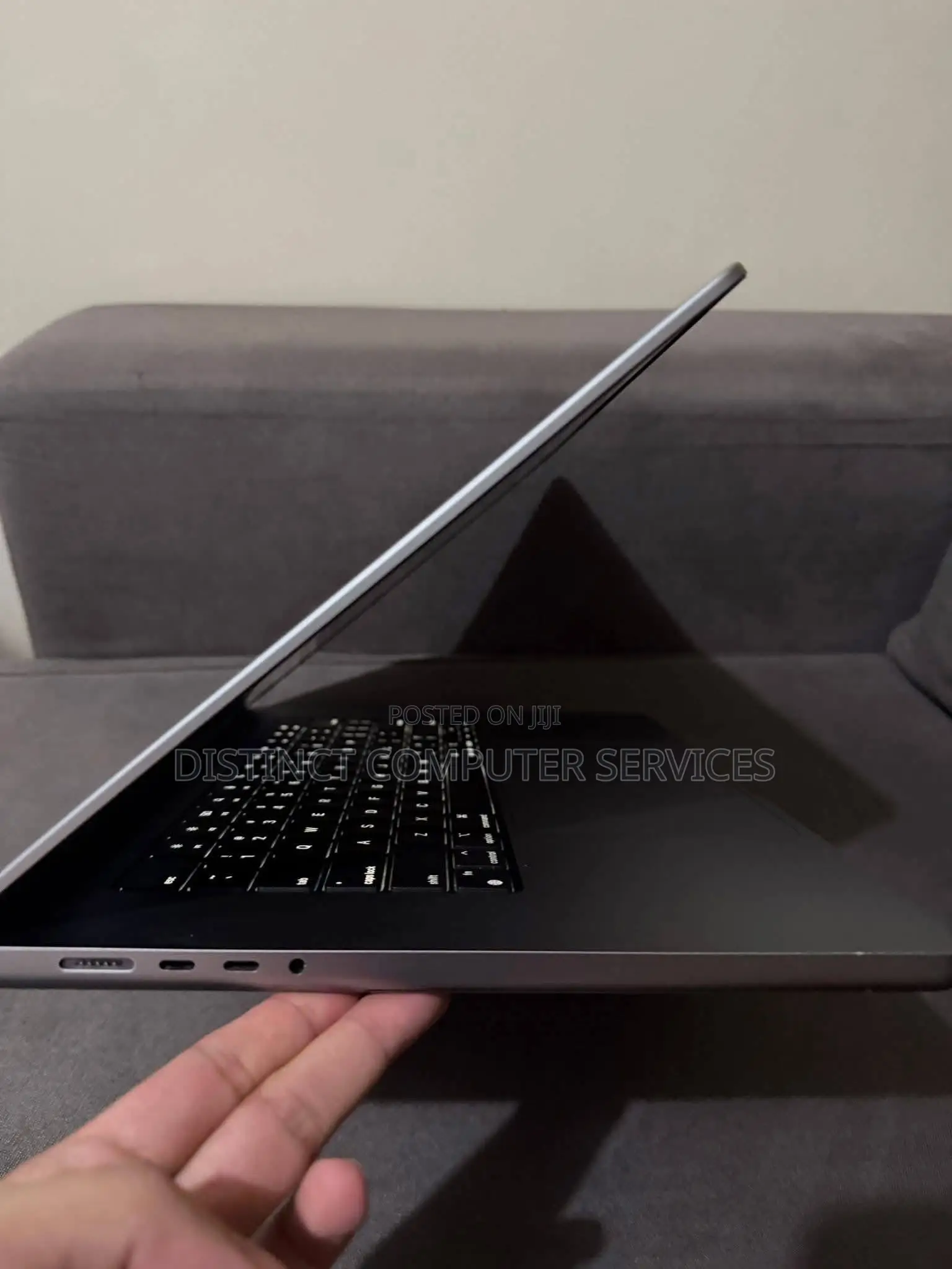 Laptop Apple MacBook Pro 2021 M1 12GB Apple M1 SSD 500GB