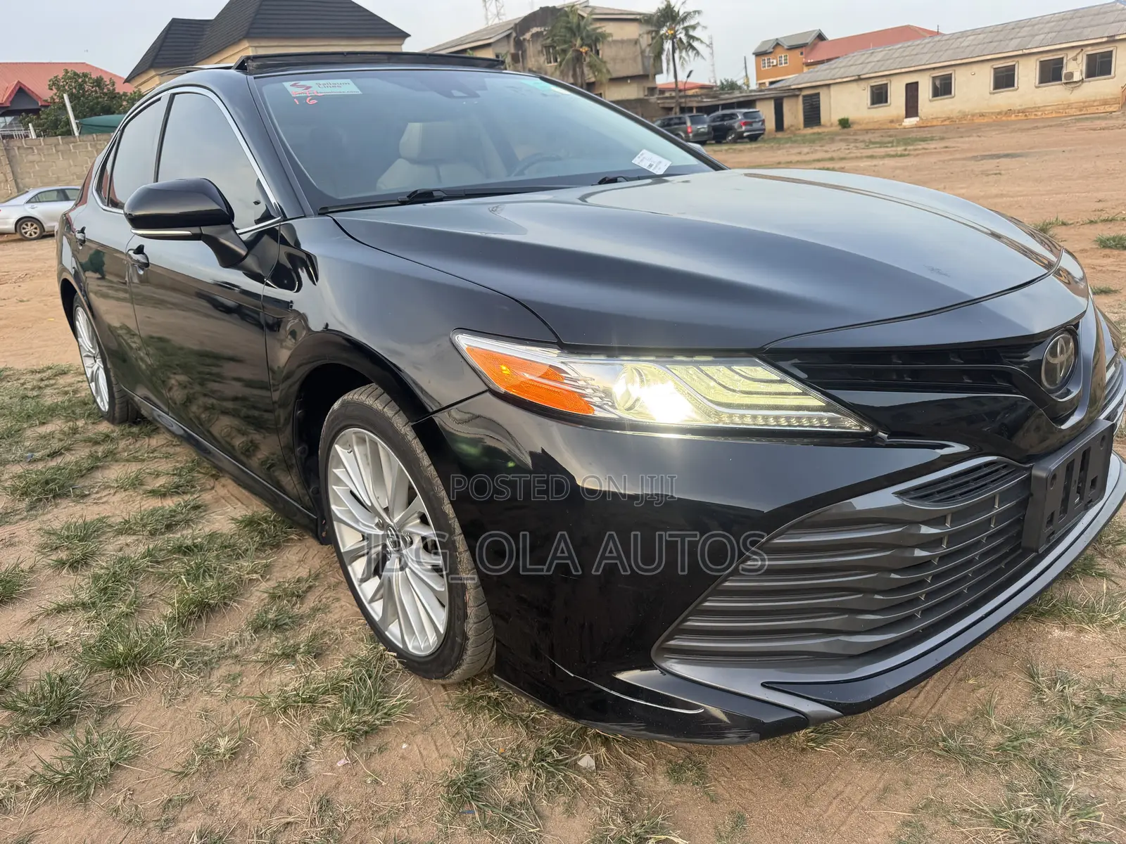 Toyota Camry XLE (2.5L 4cyl 8A) 2019 Black