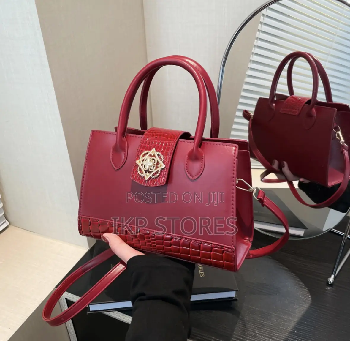 Portable Small Square Bag