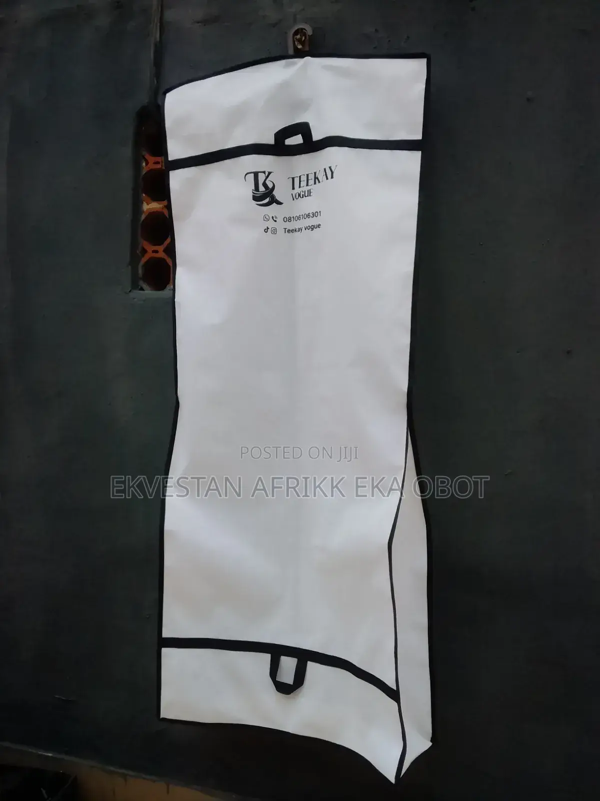 Garment Bags for Suits and Wedding Dresses