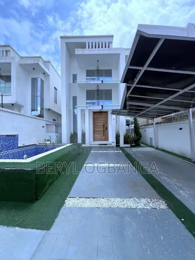 Furnished 4bdrm Duplex in Igbo-efon for rent
