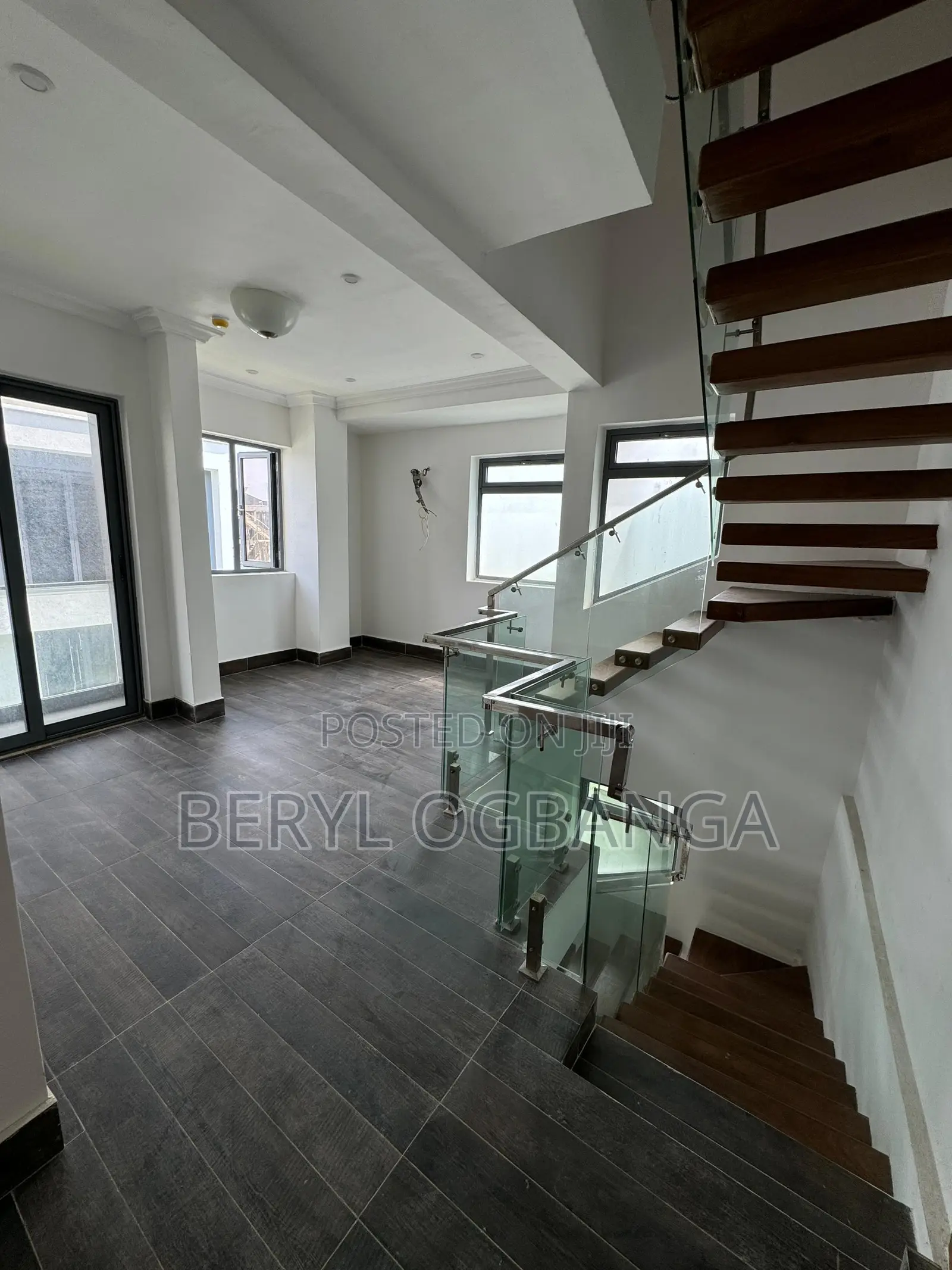 4bdrm Duplex in Ikate for rent