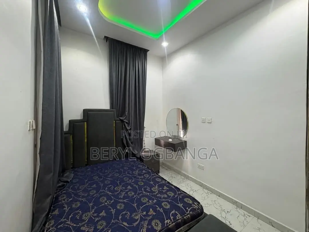 4bdrm Duplex in Lekki Phase 2 for rent