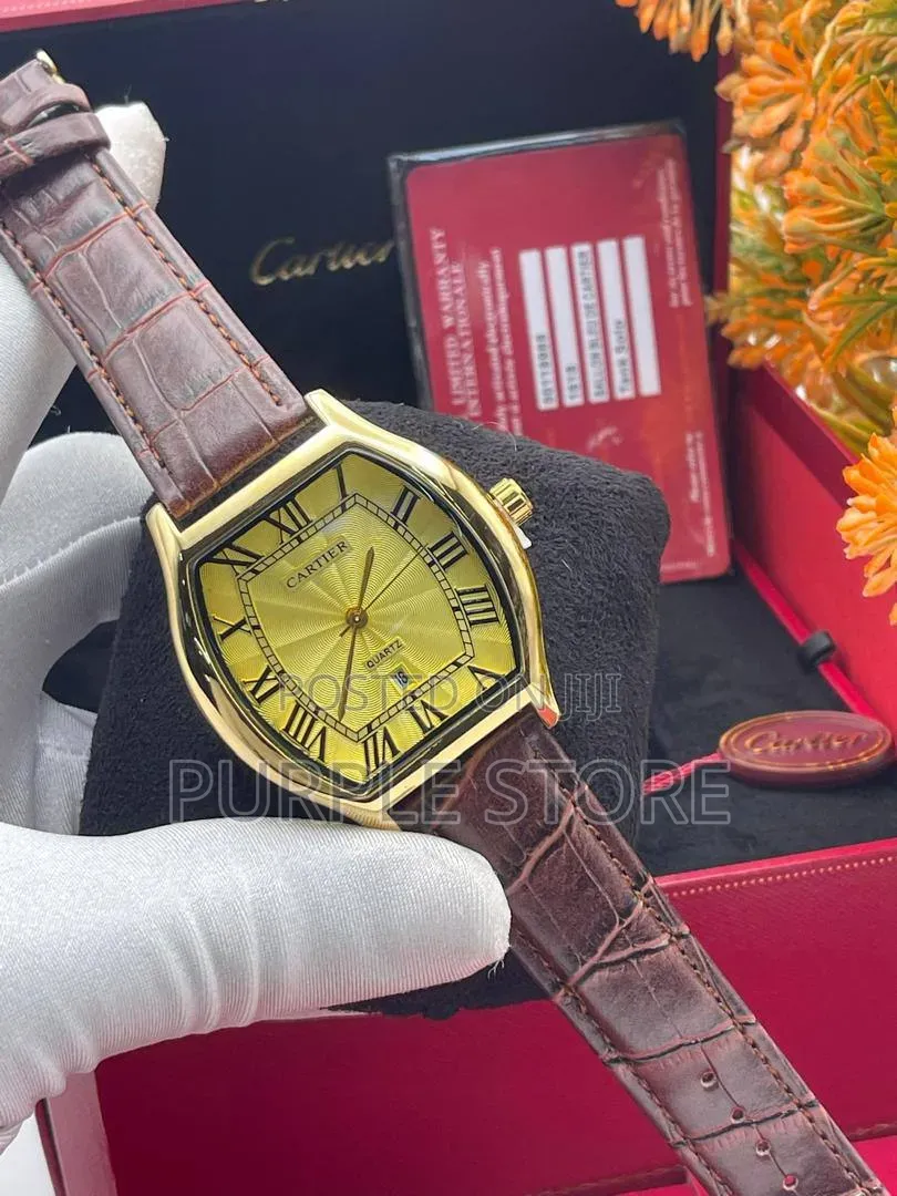 Cartier Leather Watch Unisex Quartz Dial