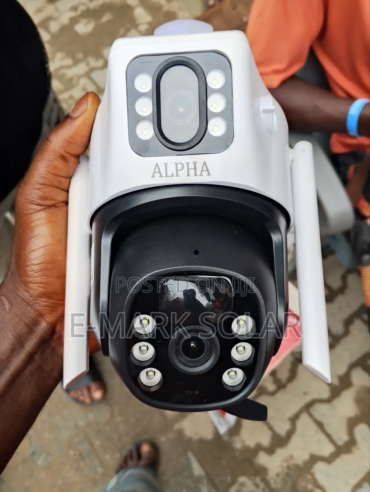Solar CCTV Camera Now Available a Very Active Camera for Home and Offi