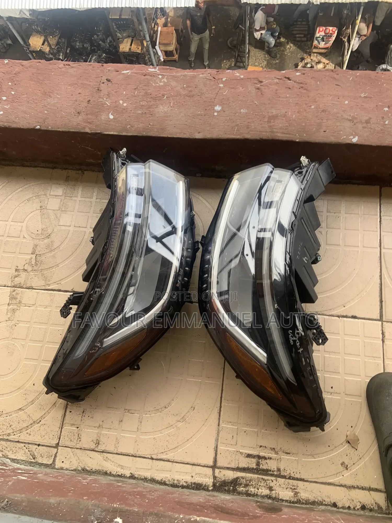 2025 Ford Explorer Headlight Set