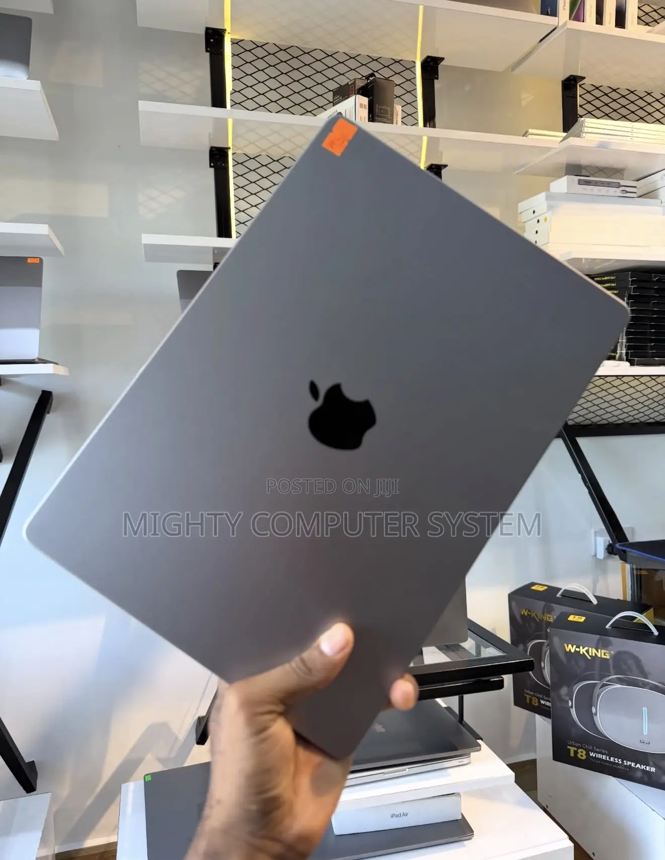 Laptop Apple MacBook Pro 2021 M1 32GB Apple M1 Pro SSD 512GB