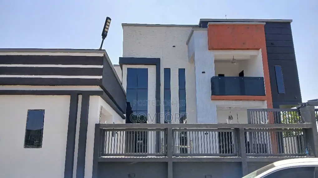 4bdrm Duplex in Kubwa for sale