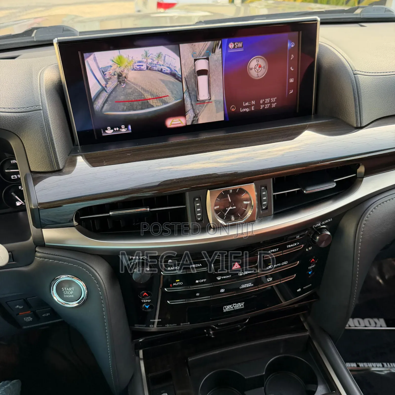 Lexus LX 570 AWD 2018 Gold