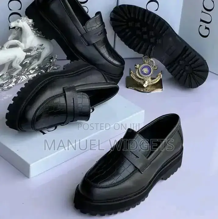Gucci Corporate Loafers Men's Shoes — Premium Quality