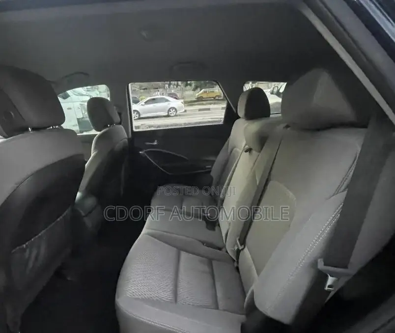 Hyundai Santa Fe SE AWD 2016 Black