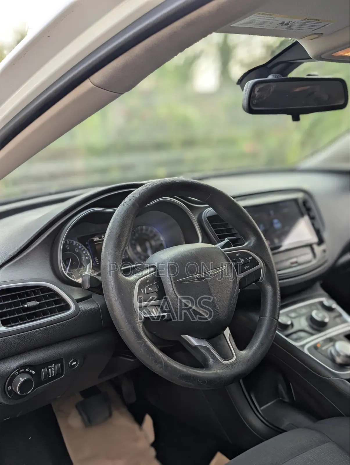 Chrysler 200 Limited 2015 White