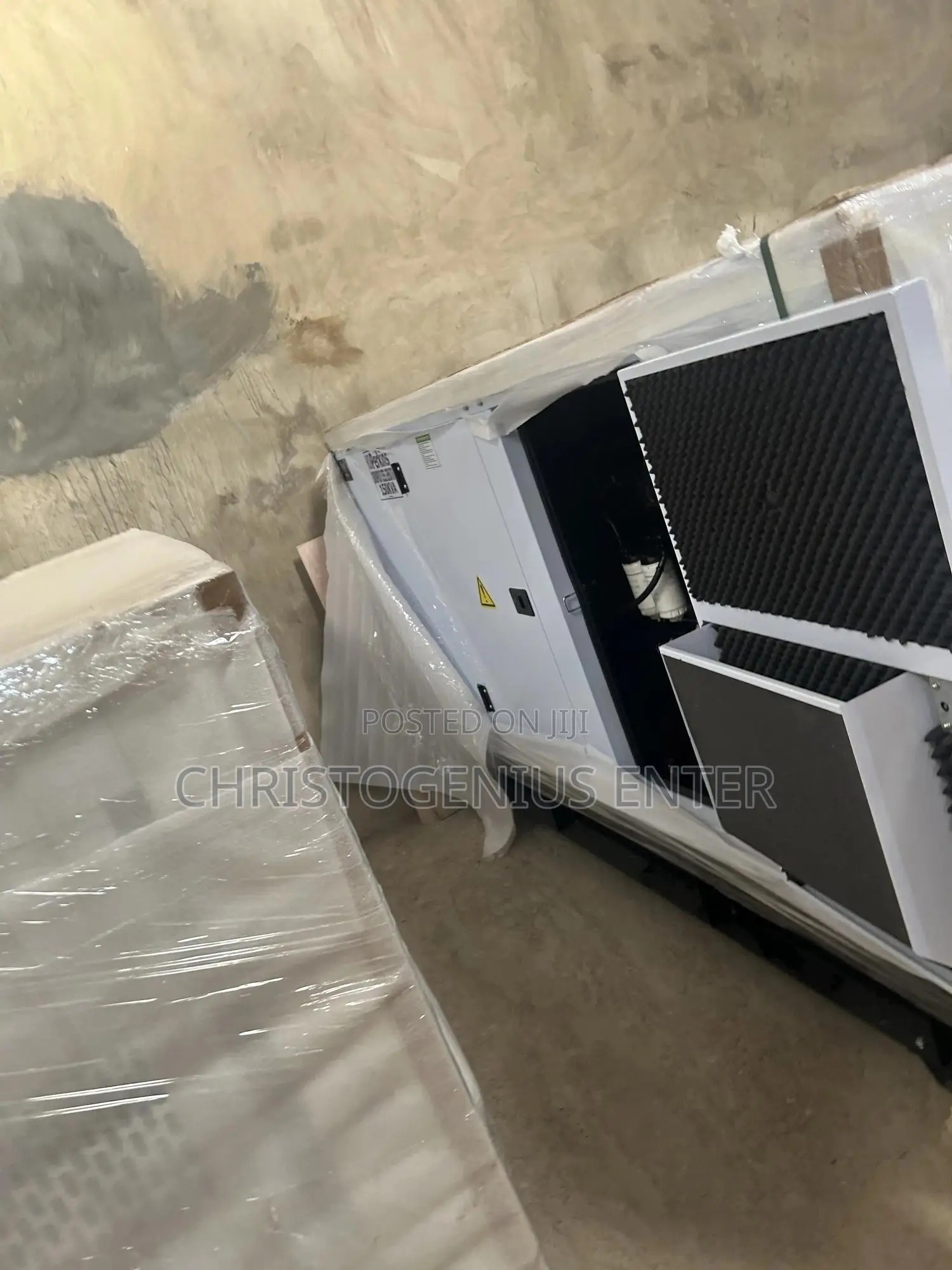 Perkins Generator Soundproof Unit 150kva