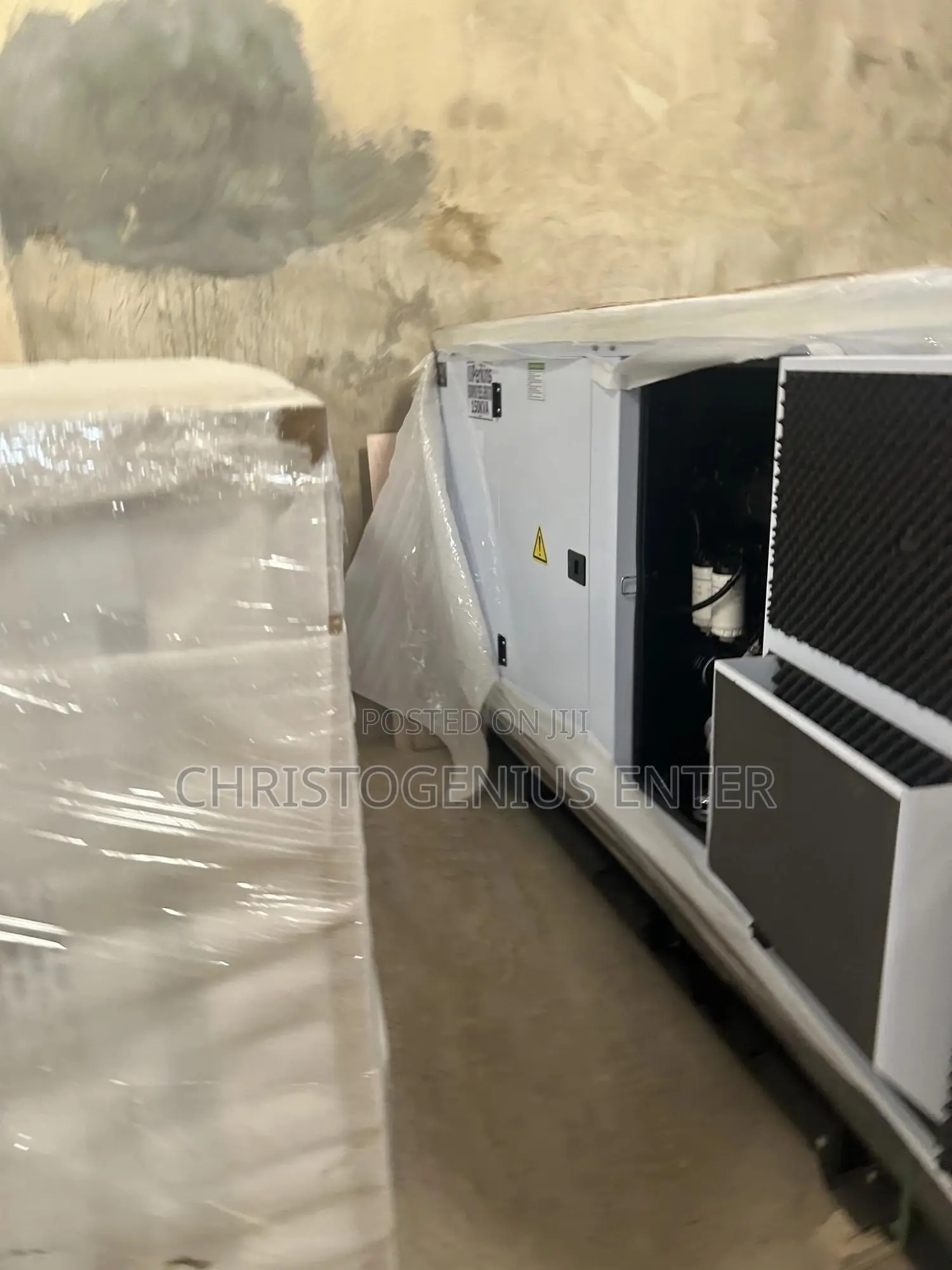 Perkins Generator Soundproof Unit 150kva