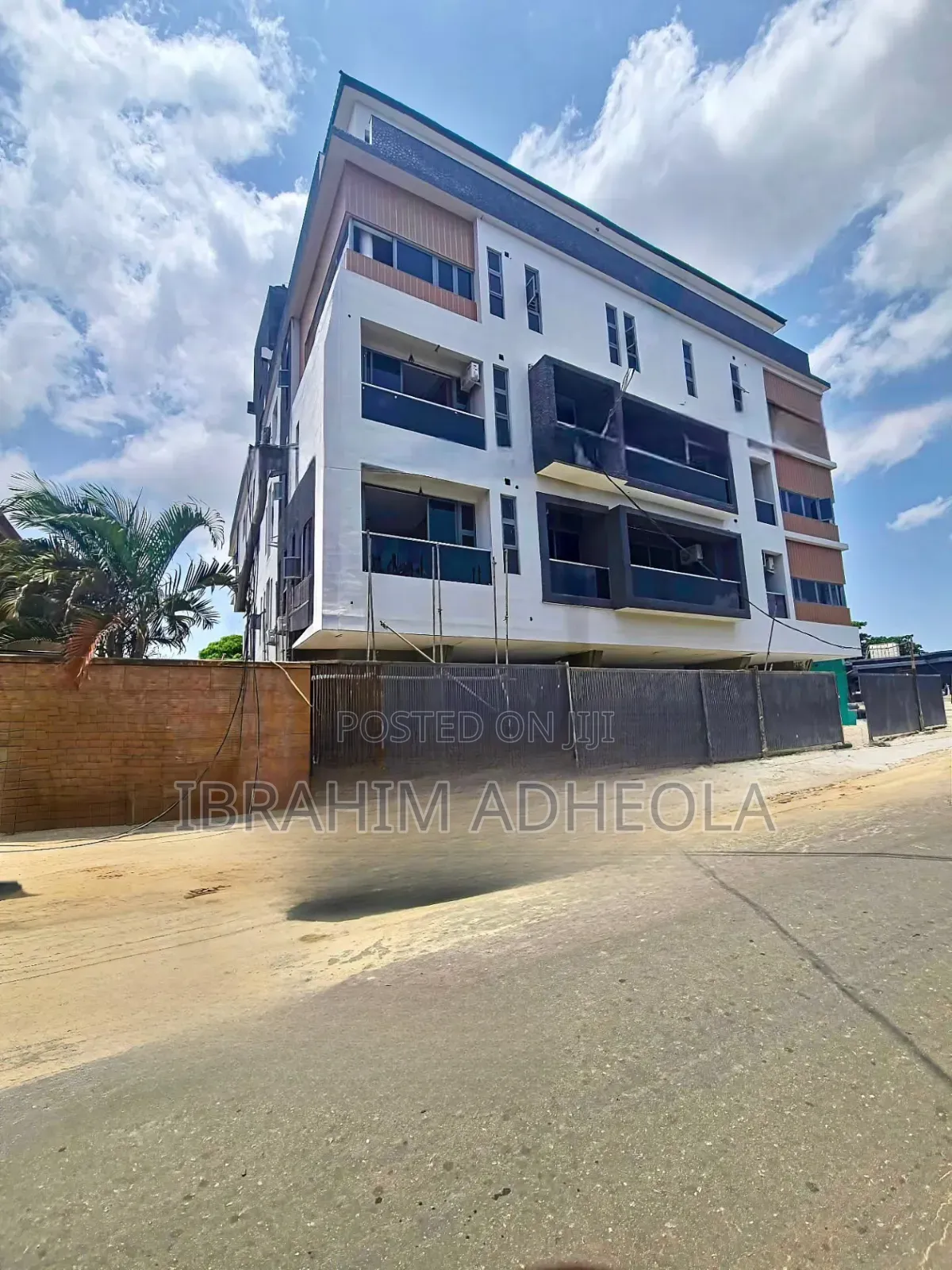3bdrm Apartment in Maryland, Shonibare Estate for sale