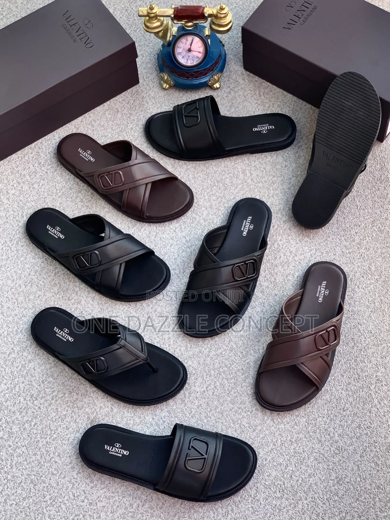 Valentino Garavani Slides / Slippers