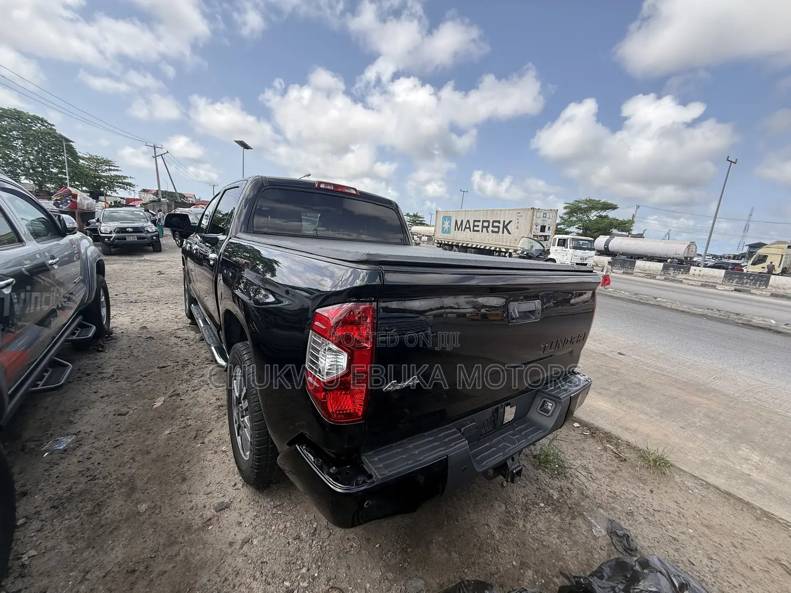 Toyota Tundra 2018 Black
