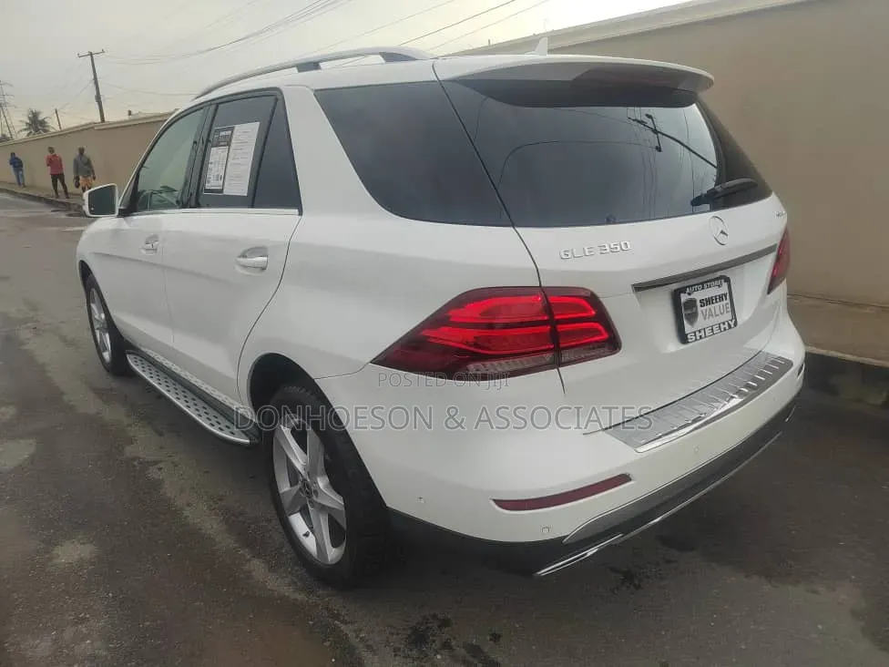 Mercedes-Benz GLE-Class 2017 White