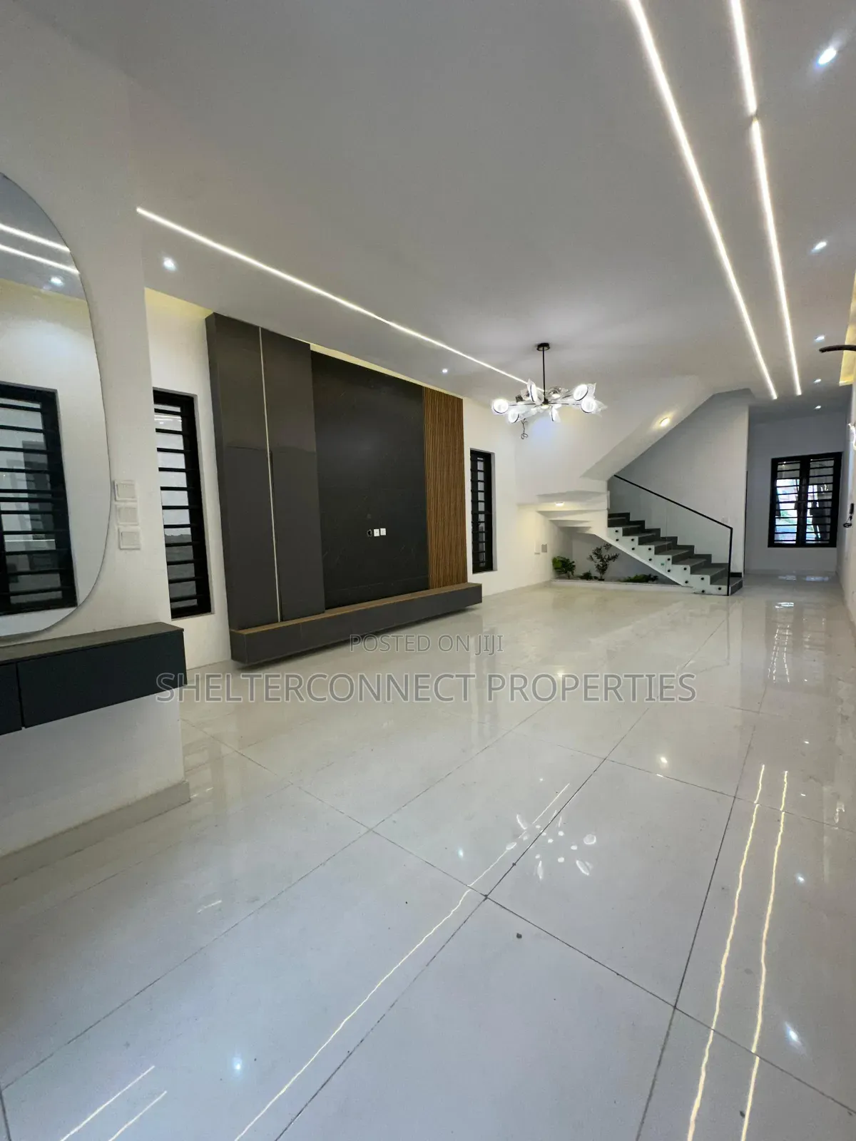 5bdrm Duplex in Ado / Ajah for sale