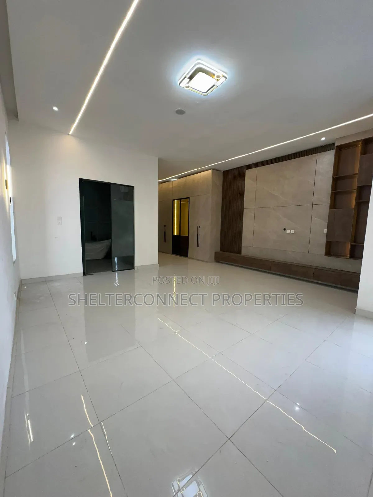 5bdrm Duplex in Ado / Ajah for sale