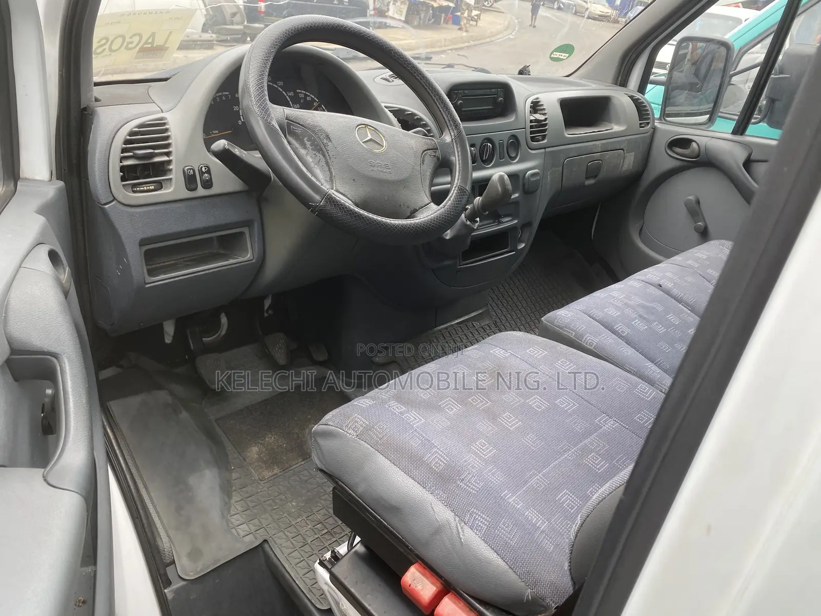 Mercedes-Benz Sprinter 2005 White