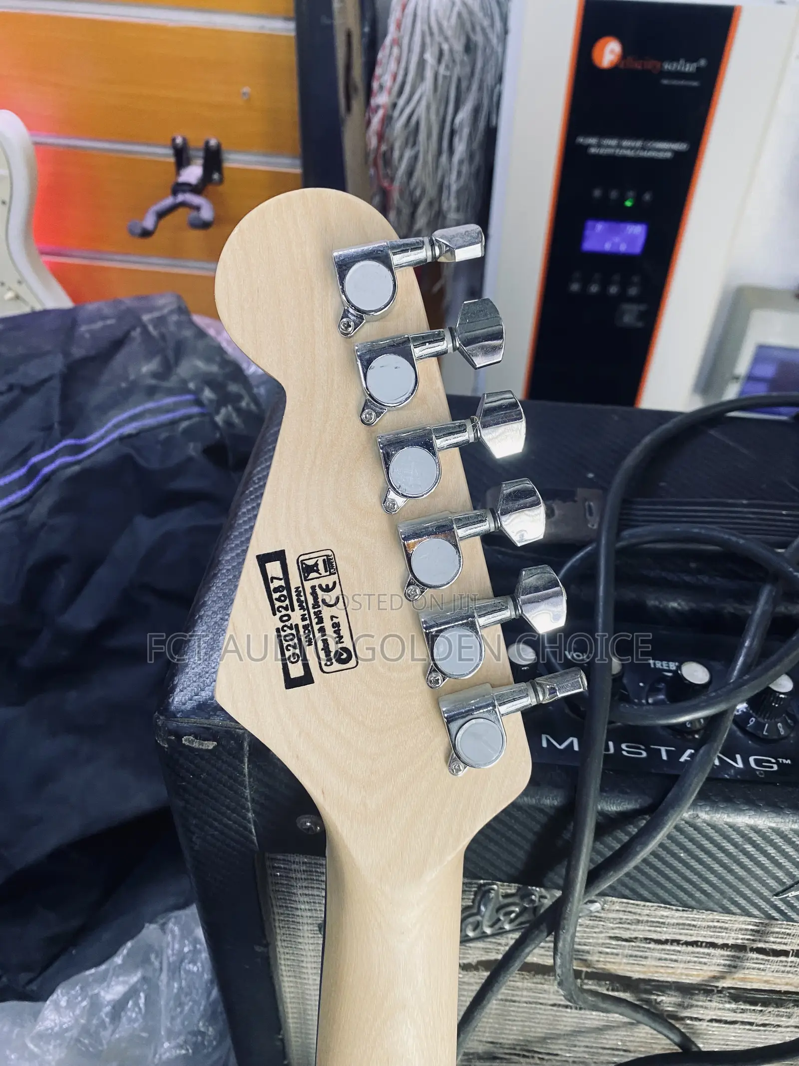  Ibanez Electric Guitar Strat Style