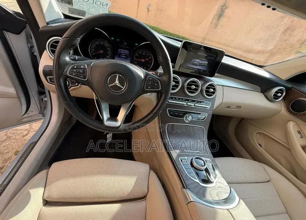 Mercedes-Benz C300 Sport 4Matic Sedan AWD (2.0L 4cyl 7A) 2017 Silver