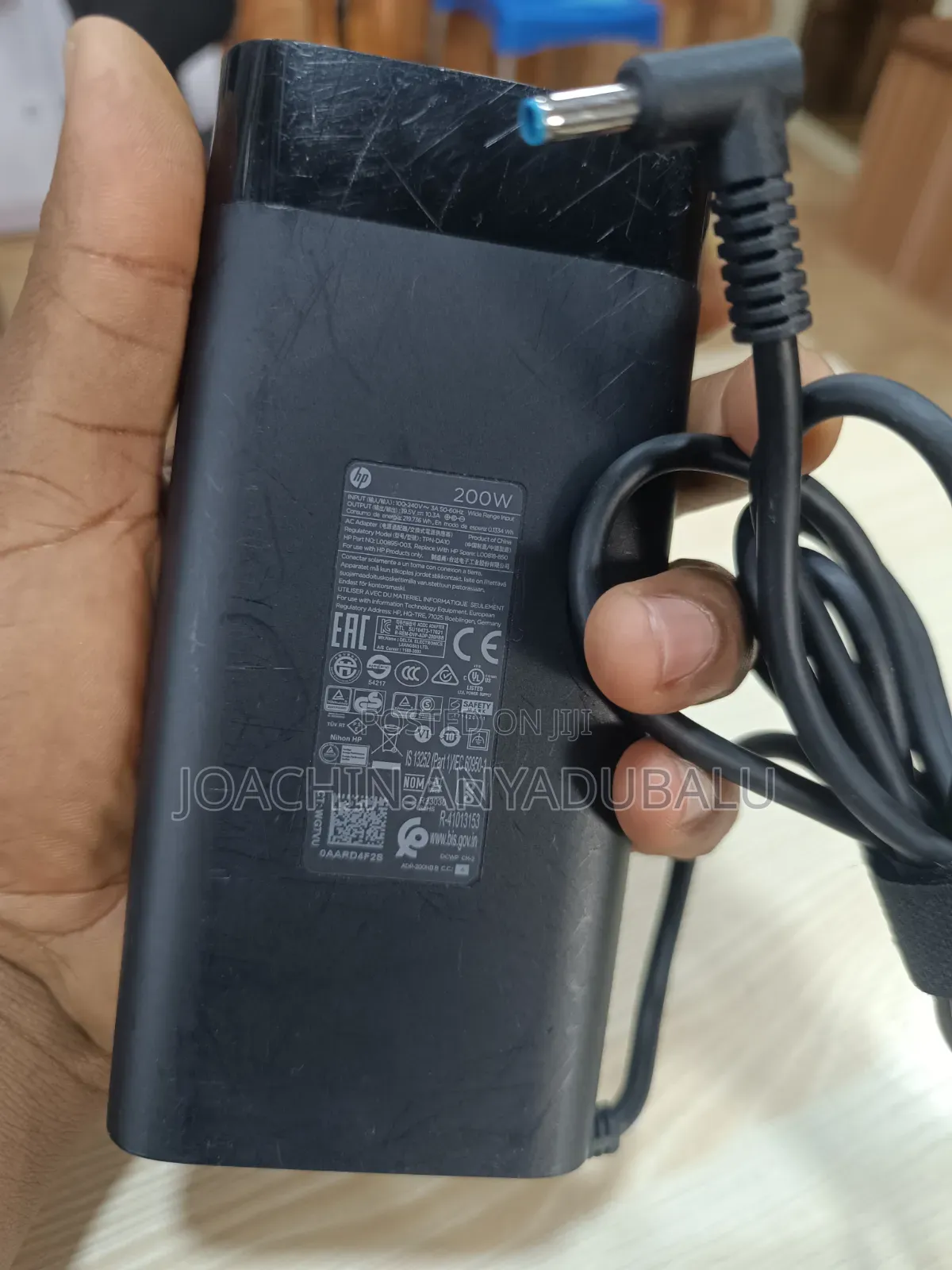 HP Blue Mouth Charger 200w Wattage 19.5v - 10.3a