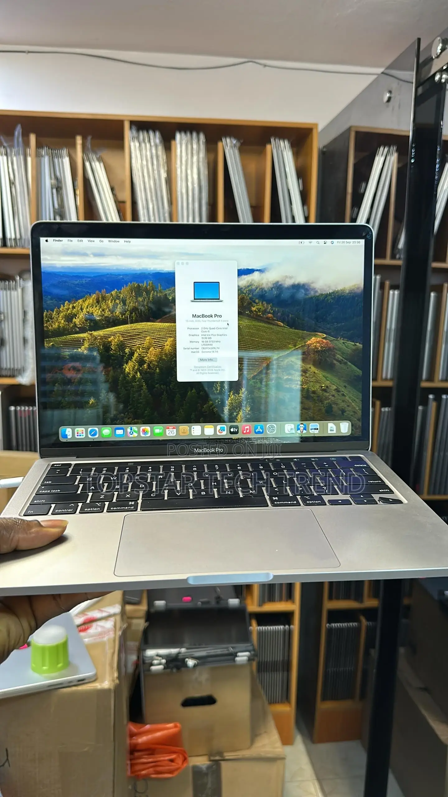 Laptop Apple MacBook Pro 2020 16GB Intel Core i5 SSD 512GB