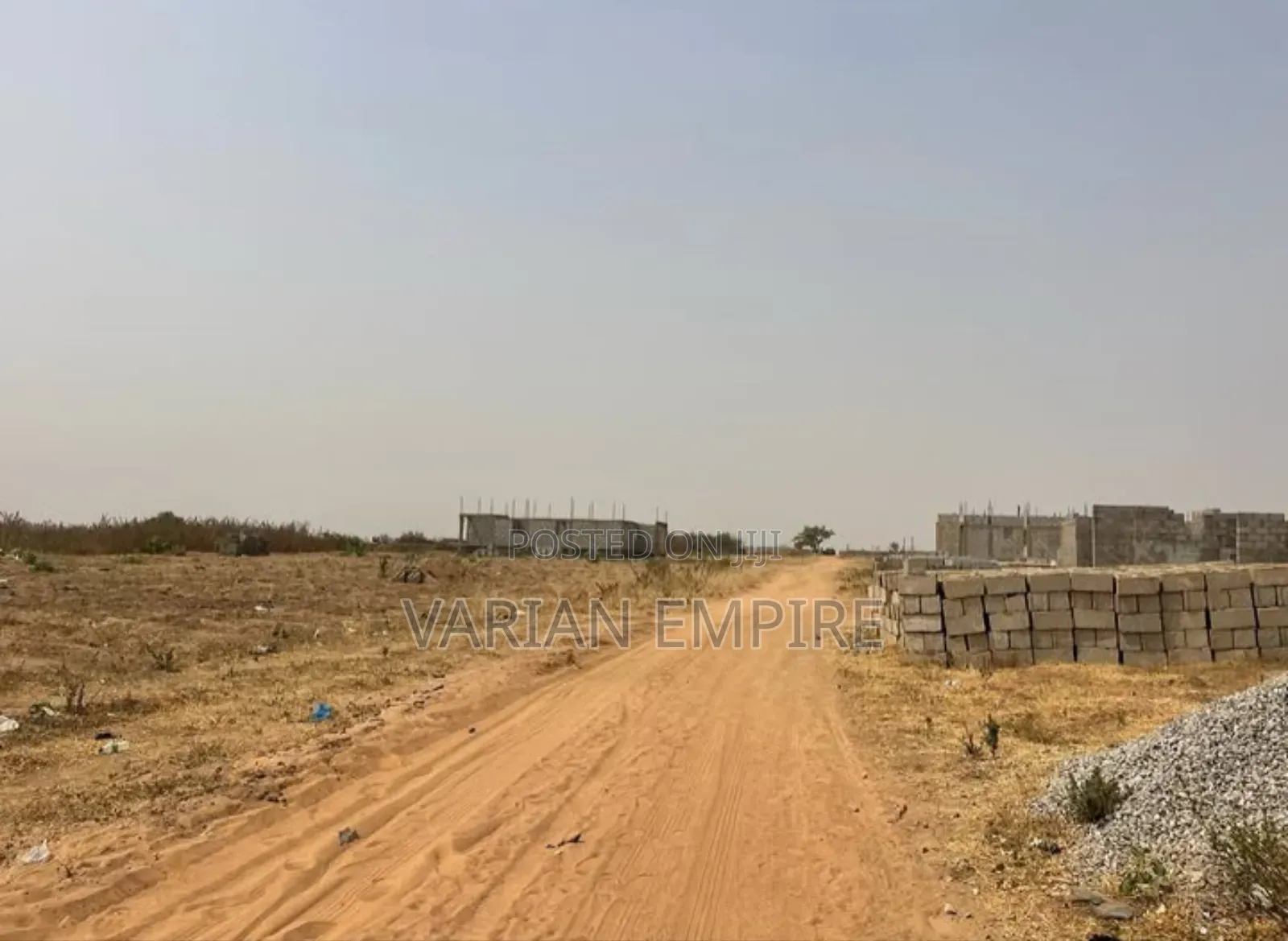 Land In Idu