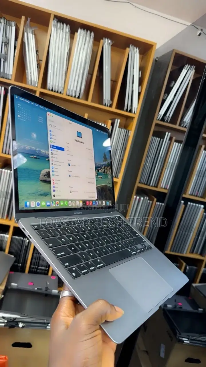 Laptop Apple MacBook Air 2020 M1 16GB Apple M1 SSD 512GB